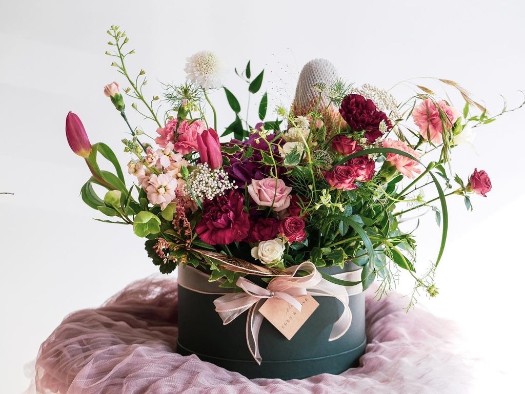 Premium Flower Box // Wild Maroon