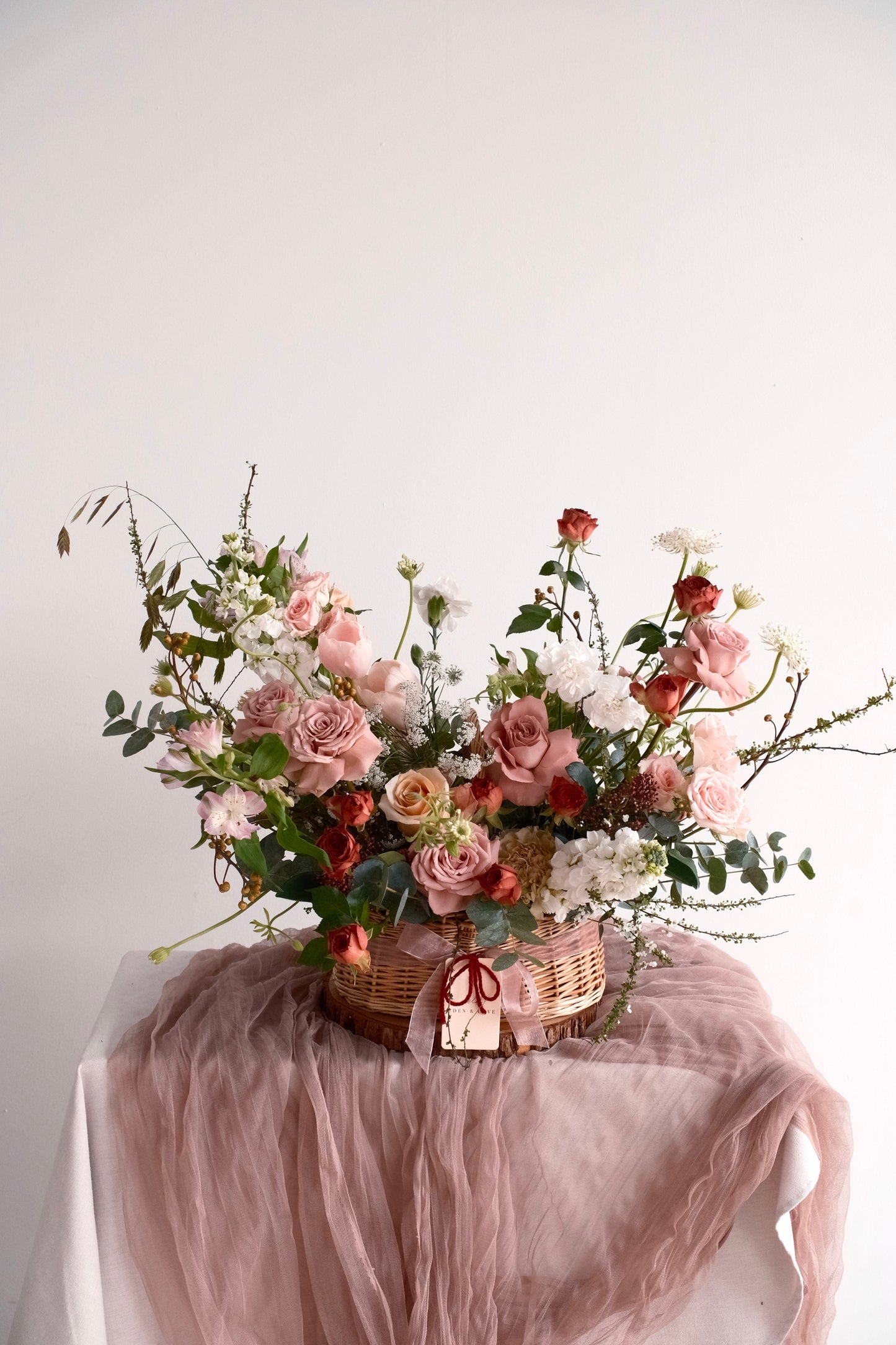 Cappuccino Rose Flower Basket