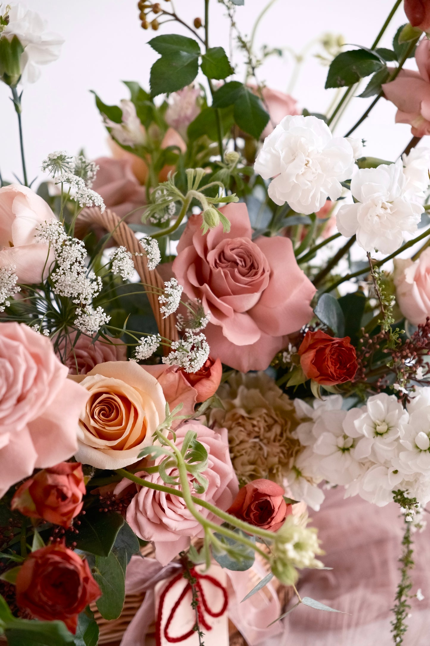 Cappuccino Rose Flower Basket