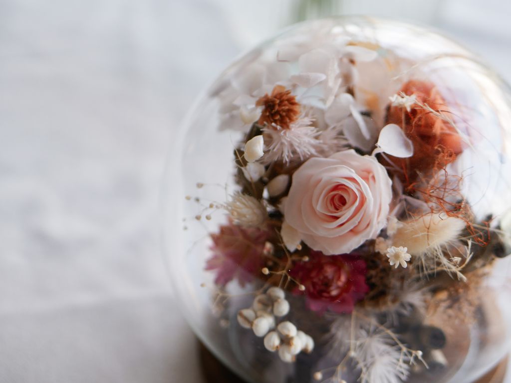 Estelle Flower Dome