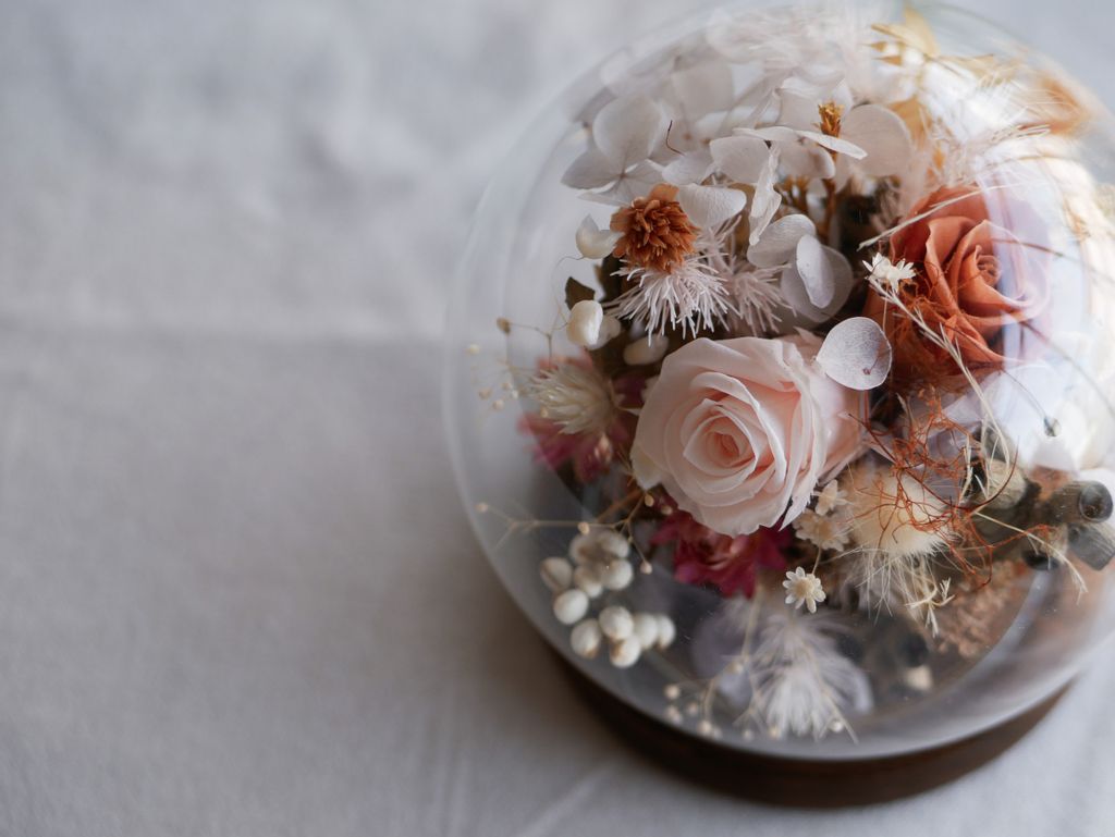 Estelle Flower Dome