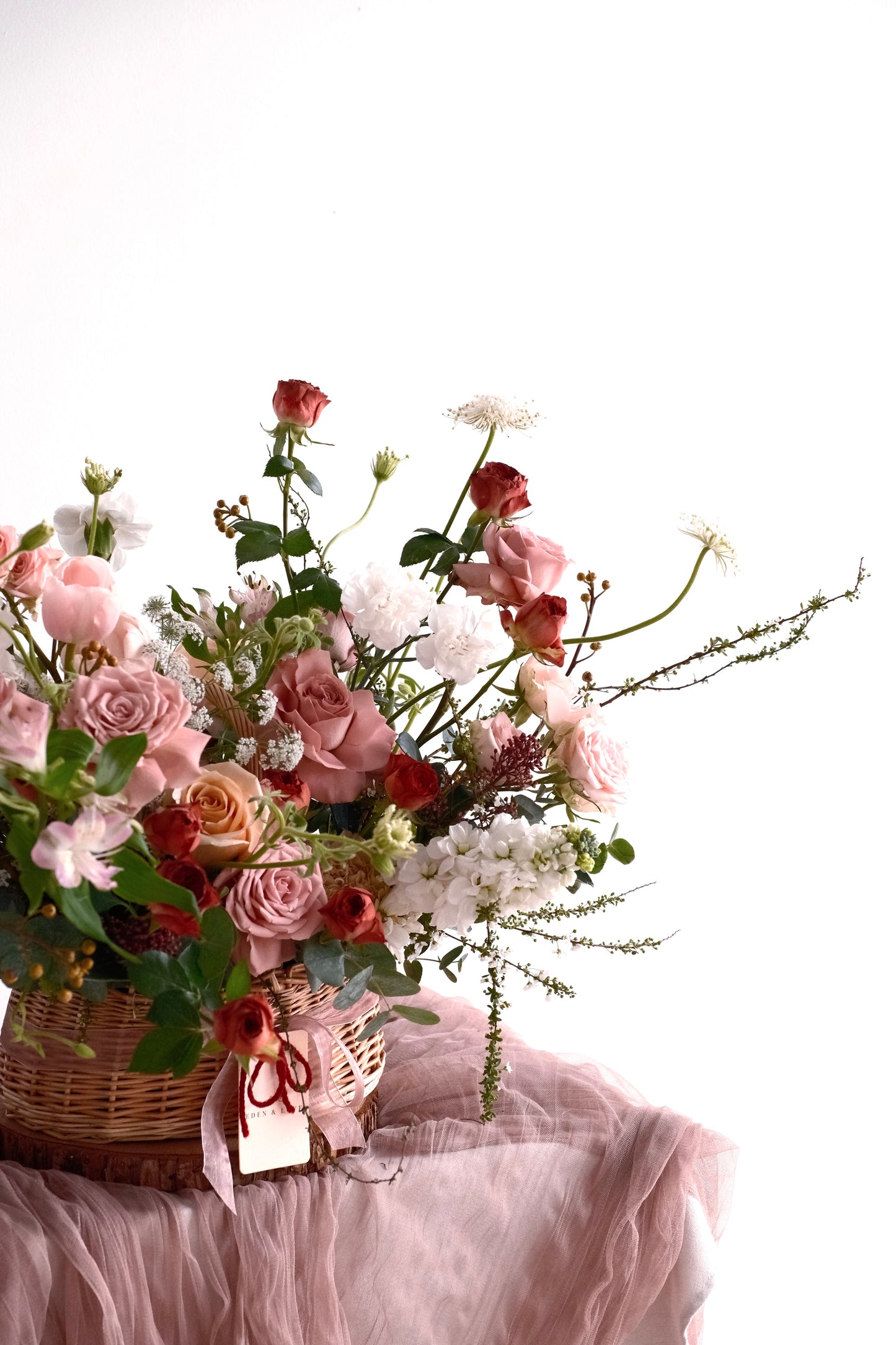 Cappuccino Rose Flower Basket