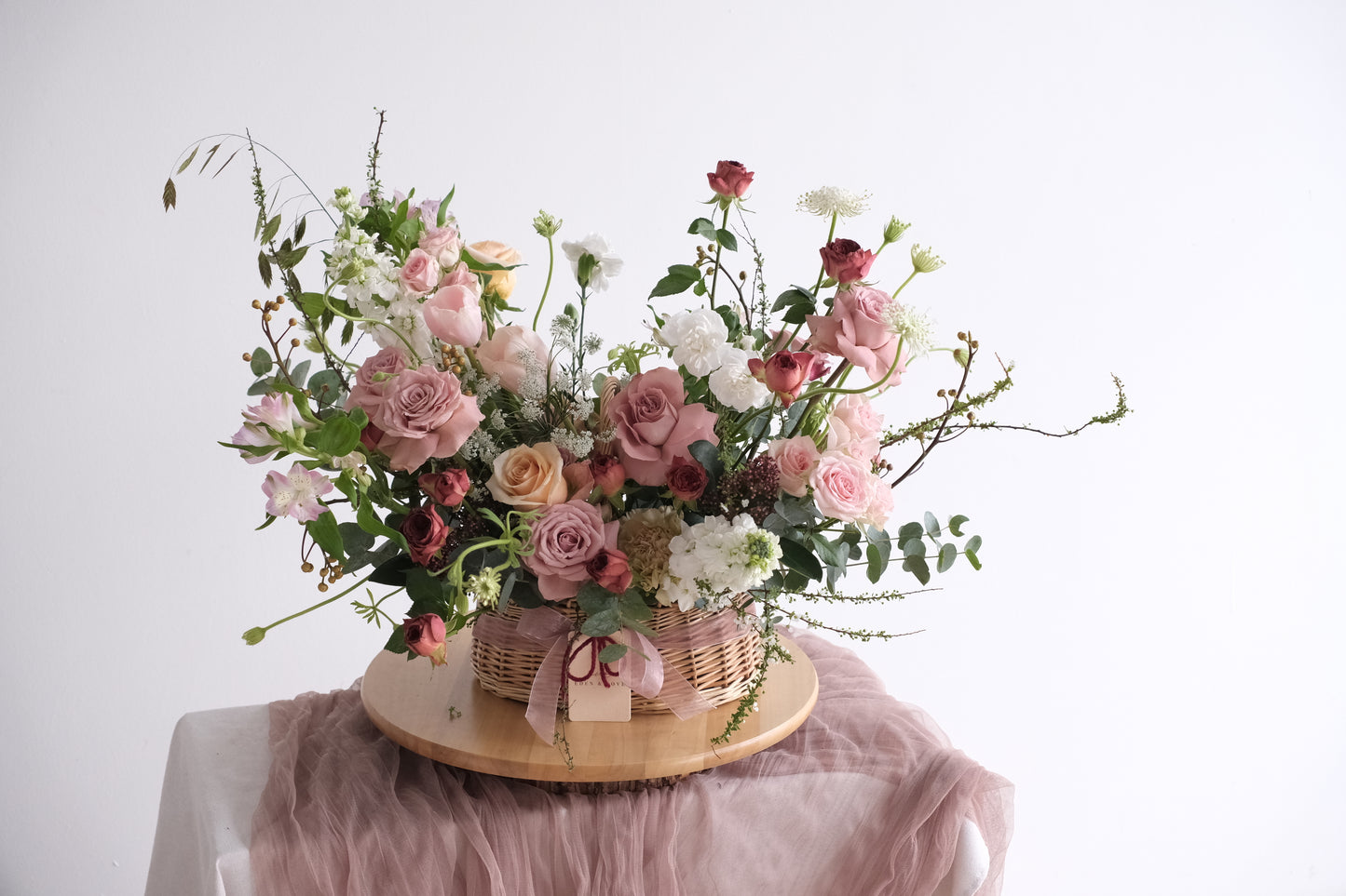 Cappuccino Rose Flower Basket